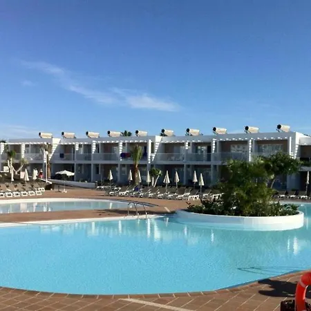 Appartement Lbl Studio With Half Board, Wifi, By The Sea